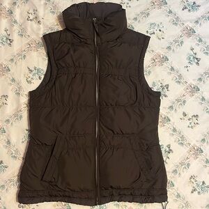American Eagle Puffer Vest